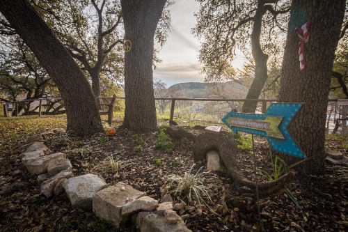 Honey Haus on the Horseshoe Home image 16