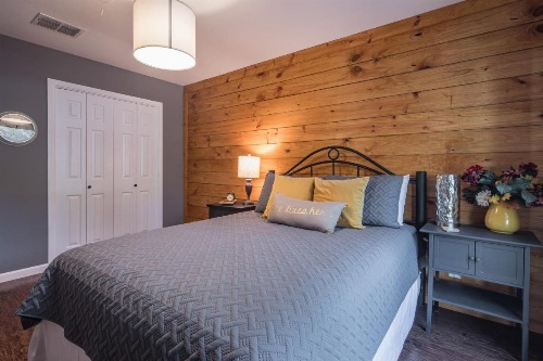 Honey Haus on the Horseshoe Home image 31