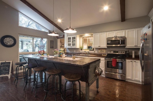 Honey Haus on the Horseshoe Home image 34